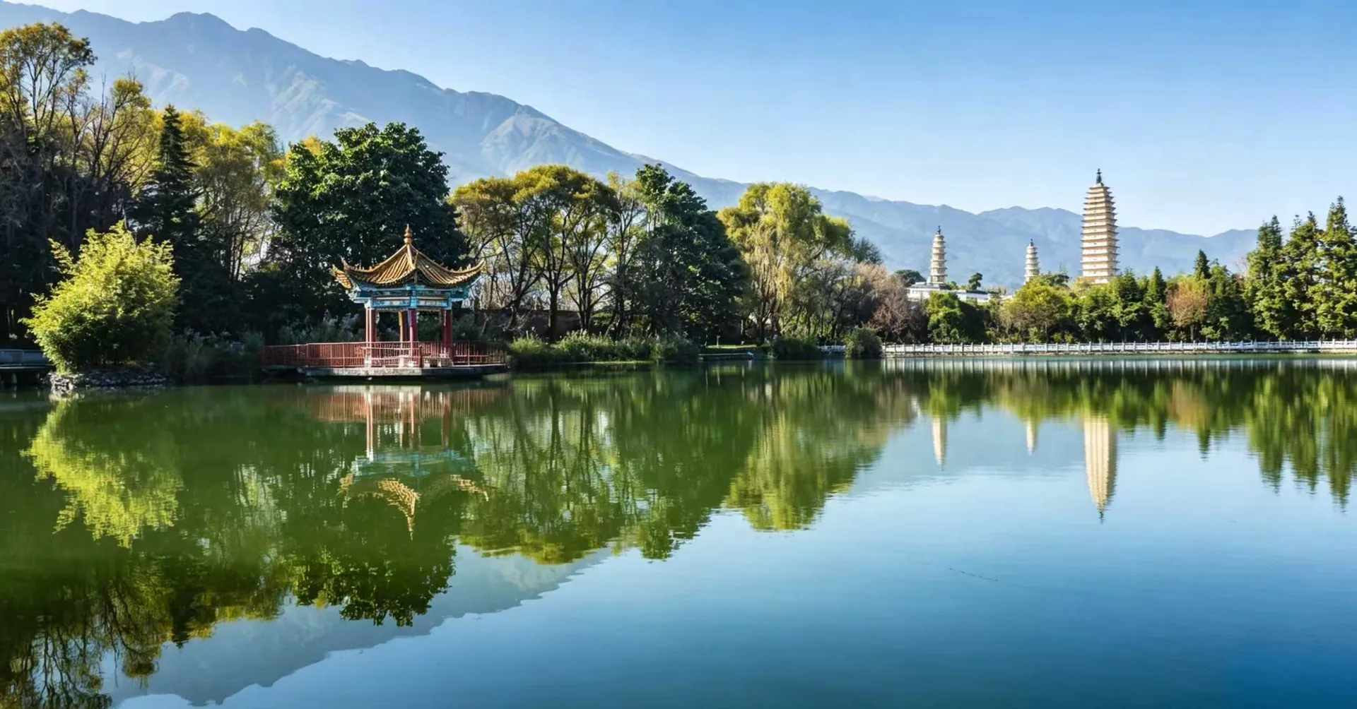 Dali Travel Guide: Erhai Lake, Three Pagodas & Bai Culture