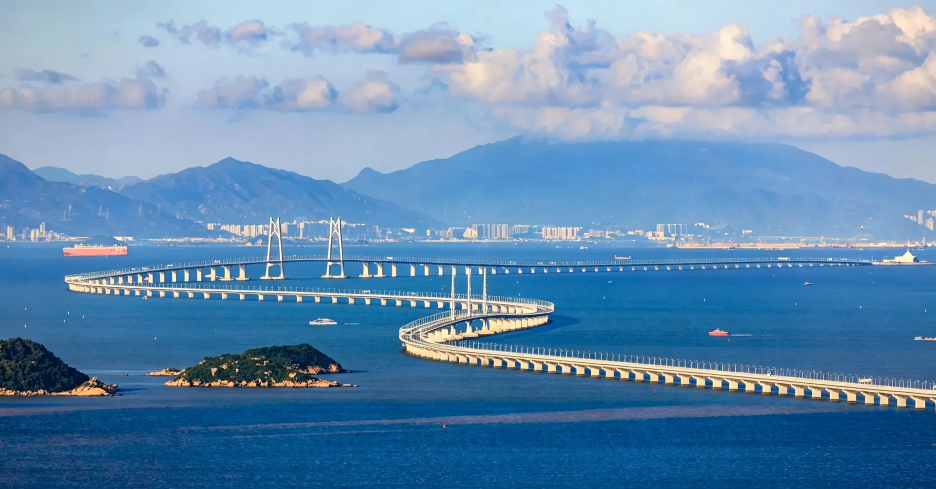 Zhuhai Travel Guide: Islands, Chimelong Ocean Kingdom & Coastal Charm